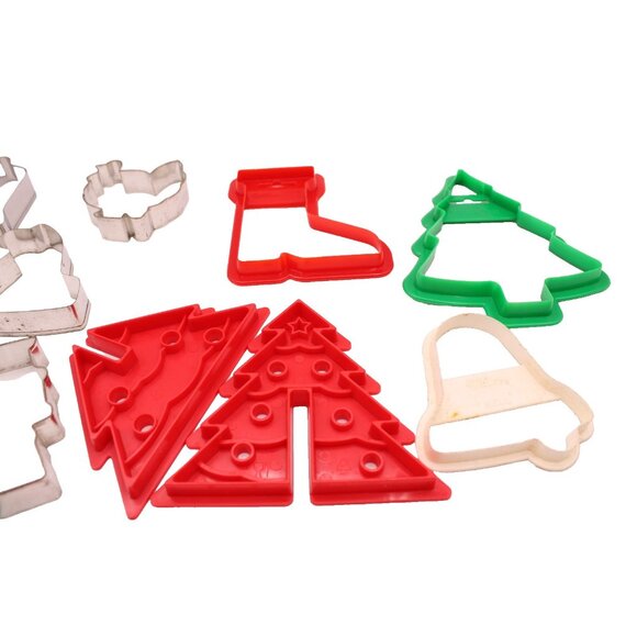 Plastic Metal Christmas Holiday Cookie Cutters Baking Mixed Brands Styles Wilton - Picture 3 of 9